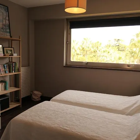 Sleeps 6 Pool Air Con Wifi Cannes